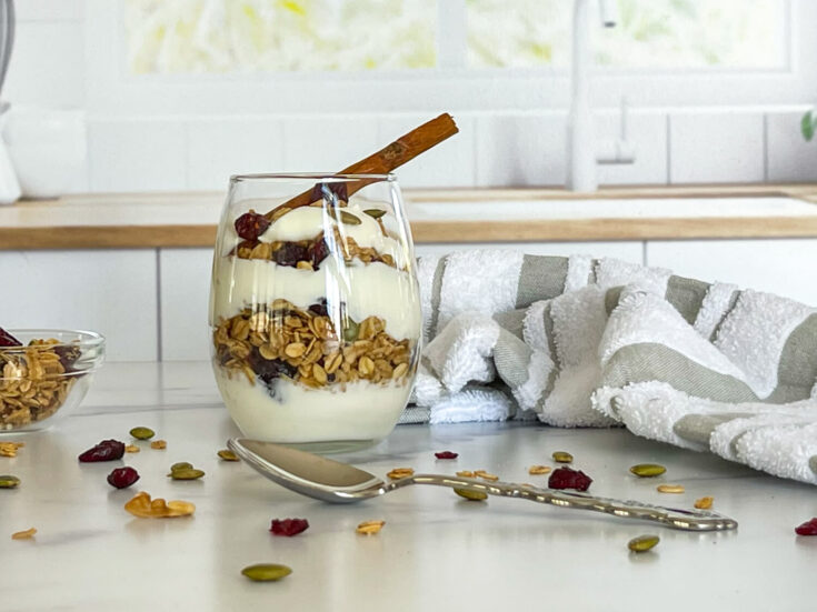 Cinnamon and Greek Yogurt Breakfast Granola Parfait